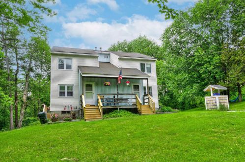 6 Litchfield Rd, Londonderry, NH 03053-2625