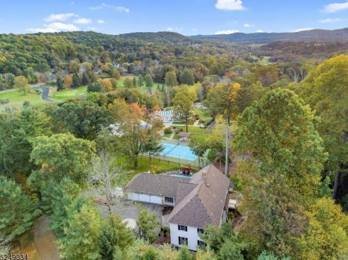 35 Mallard Dr, Hackettstown NJ  07840-2821 exterior