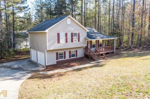 295 Kendall Ln, Carrollton, GA 30116-7484