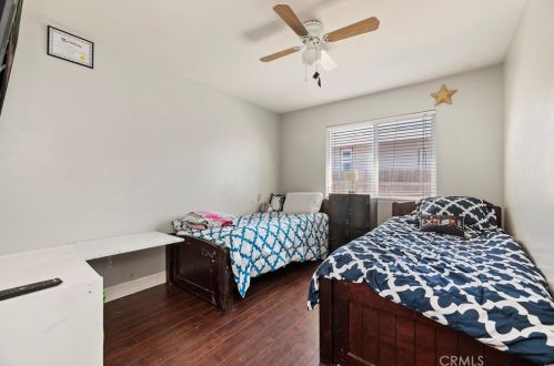 517 Prospect Ave, Riverside CA  92507-1720 exterior