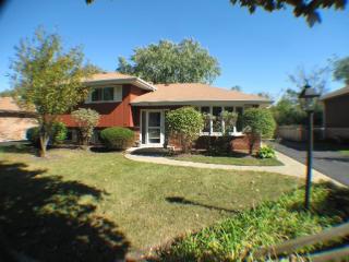 443 Walnut St, Itasca, IL 60143-1734