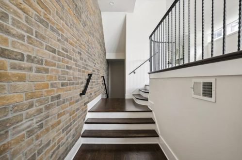 1074 Abington Ct, Atlanta GA  30319 exterior