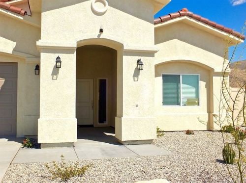 65338 Rolling Hills Dr, Desert Hot Springs, CA 92240-1582