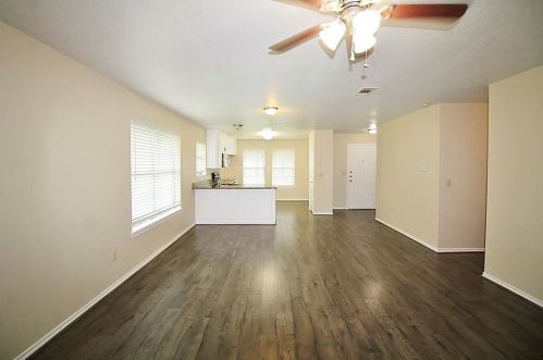 5400 San Jacinto Dr, Granbury TX  76048-6542 exterior