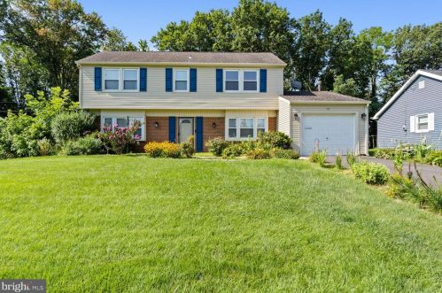 58 Gallaway Ln, Willingboro, NJ 08046-3226