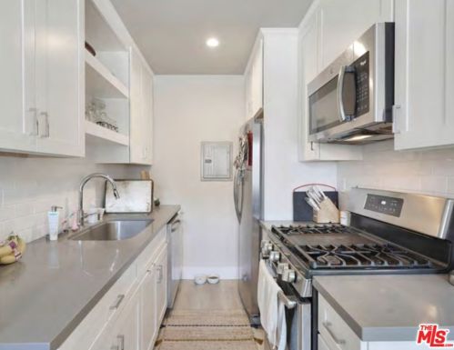 515 Chester St, Glendale CA  91203-1531 exterior