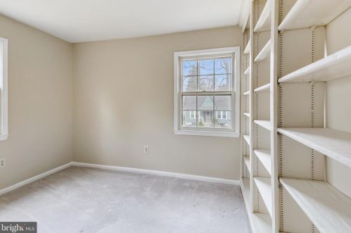 800 Rosemere Ave, Silver Spring MD 20904-3020 exterior