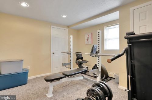 60 Baugher Dr, Hanover PA 17331-4004 exterior