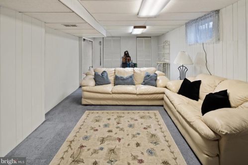 216 Churchill Ave, Trenton NJ 08610-3504 exterior