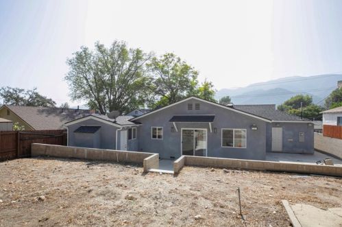 3521 Encinal Ave, Glendale CA 91214-2415 exterior