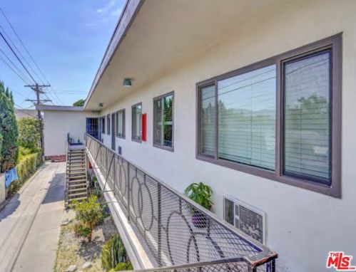 515 Chester St, Glendale CA  91203-1531 exterior