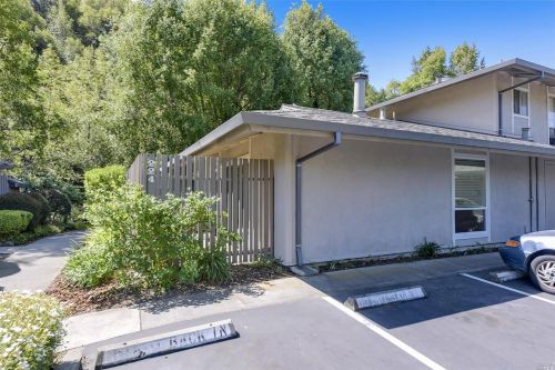 224 Roundtree Way, San Rafael, CA 94903-1651
