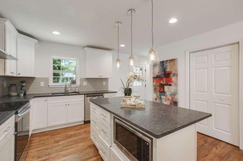 355 Laquita Dr, Atlanta GA  30315-6610 exterior