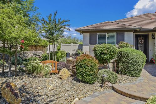 2488 Redbud Way, Manteca, CA 95336-5201