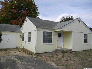 2260 Fuller Ln, Lebanon, OR 97355-3818
