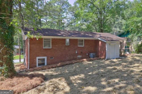 3367 Eisenhower Rd, Atlanta GA  30354-3410 exterior
