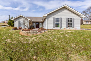 1446 Sheets Hollow Rd, Greenback, TN 37742-3306