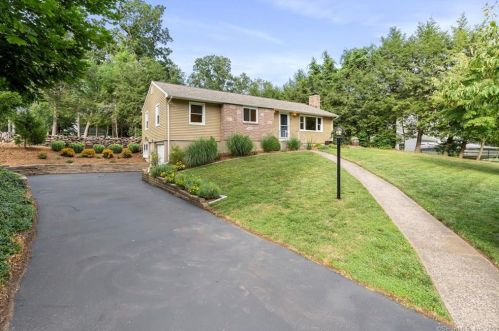 428 Sharon Dr, Cheshire, CT 06410-4242