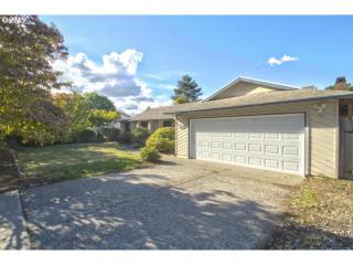 2345 23rd St, Damascus, OR 97030