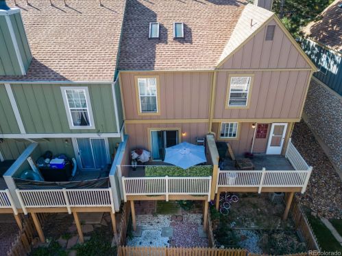 11983 Frd Dr, Aurora CO 80012-3282 exterior