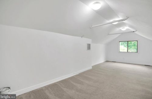 112 Algonquin Trl, Hedgesville WV  25427-5568 exterior