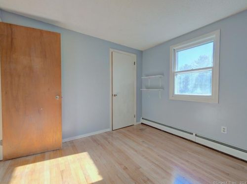 92 David Dr, Colchester, CT 06415-1308