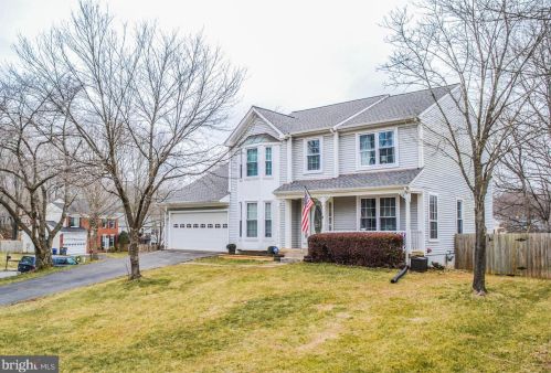 5322 Sentry Ln, Woodbridge, VA 22193-3410