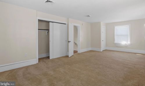 26 Crescent Blvd, Camden NJ  08108-1042 exterior