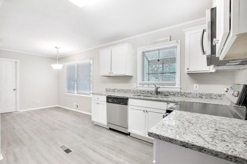 2771 Dresden Trl, Atlanta GA  30344-5854 exterior