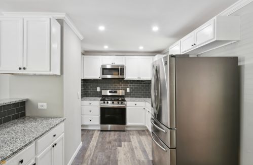 3048 Cottonwood Dr, Atlanta GA  30316-4906 exterior