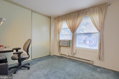 111 Tanglewood Ln, Lancaster PA  17601-3315 exterior