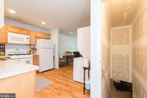 107 Featherbed Ln, Harpers Ferry WV 25425-4982 exterior