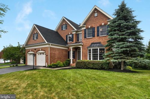 5913 Interlachen Ct, Haymarket, VA 20169-6169