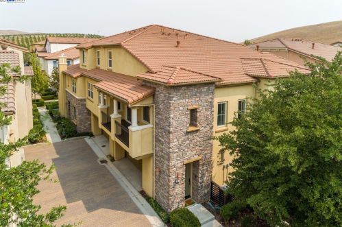 644 Heligan Ln, Livermore, CA 94551-6403