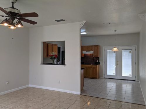 7108 Park Creek Cir, Fort Worth TX  76137-4508 exterior