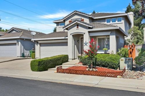 9371 Hambley Cir, Elk Grove, CA 95624-6043