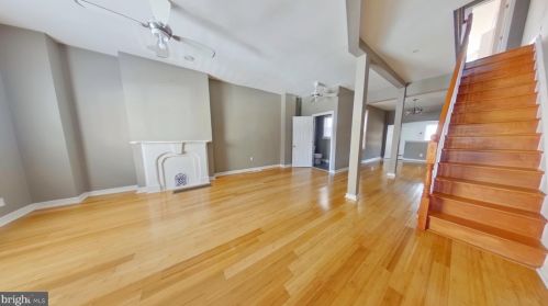 1325 19th St, Philadelphia, PA 19121-4925