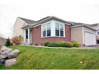 1676 Skywood Ln, Saint Paul, MN 55122-1764