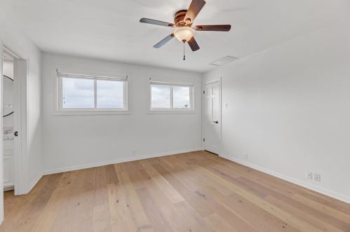 4200 Cat Mtn Dr, Austin TX  78731-3503 exterior