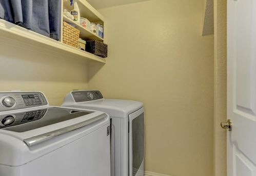 1336 Riley Dr, Carrollton TX 75007-1140 exterior