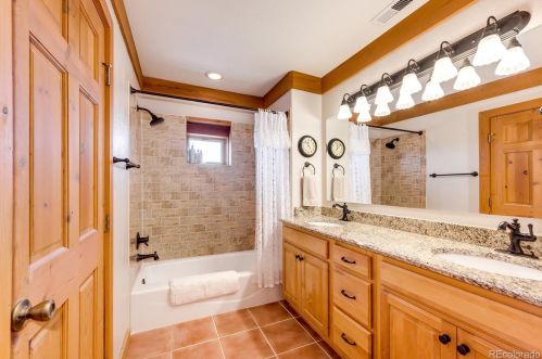 42681 Ricki Dr, Parker CO 80138-4711 exterior