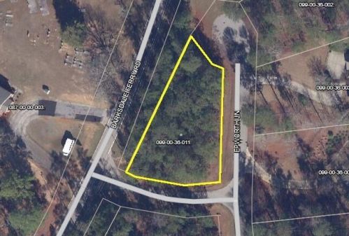 101 Epworth Ln, Mc Cormick, SC 29835-4259
