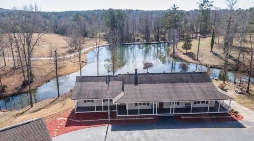 2560 Scheaffer Rd, Conyers GA  30012-2608 exterior