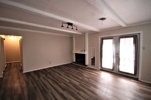 1903 Belford Dr, Austin TX  78757-8205 exterior