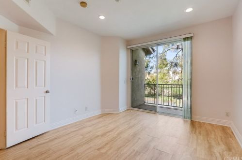 503 Larkridge, Irvine CA  92618-4017 exterior