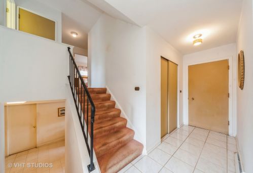 821 Castlewood Ln, Bannockburn IL  60015-2605 exterior