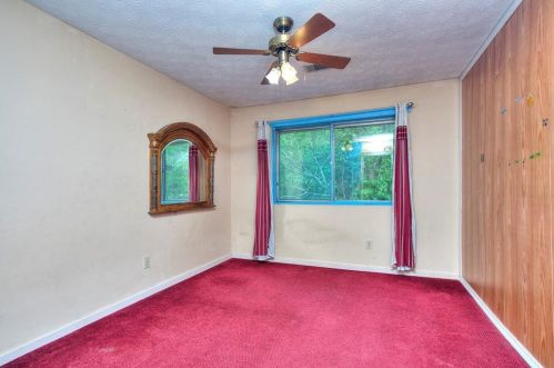 2570 Bradford Sq, Atlanta GA  30345-1366 exterior