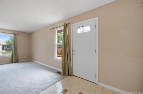 17522 Temple Dr, Denver, CO 80015-1911