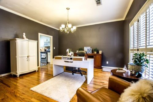 502 Ansley Villa Dr, Atlanta GA  30324-4813 exterior
