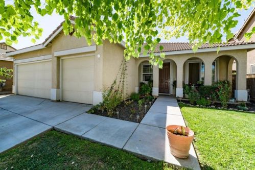 523 Parkridge Dr, Sharon, CA 93610-2049